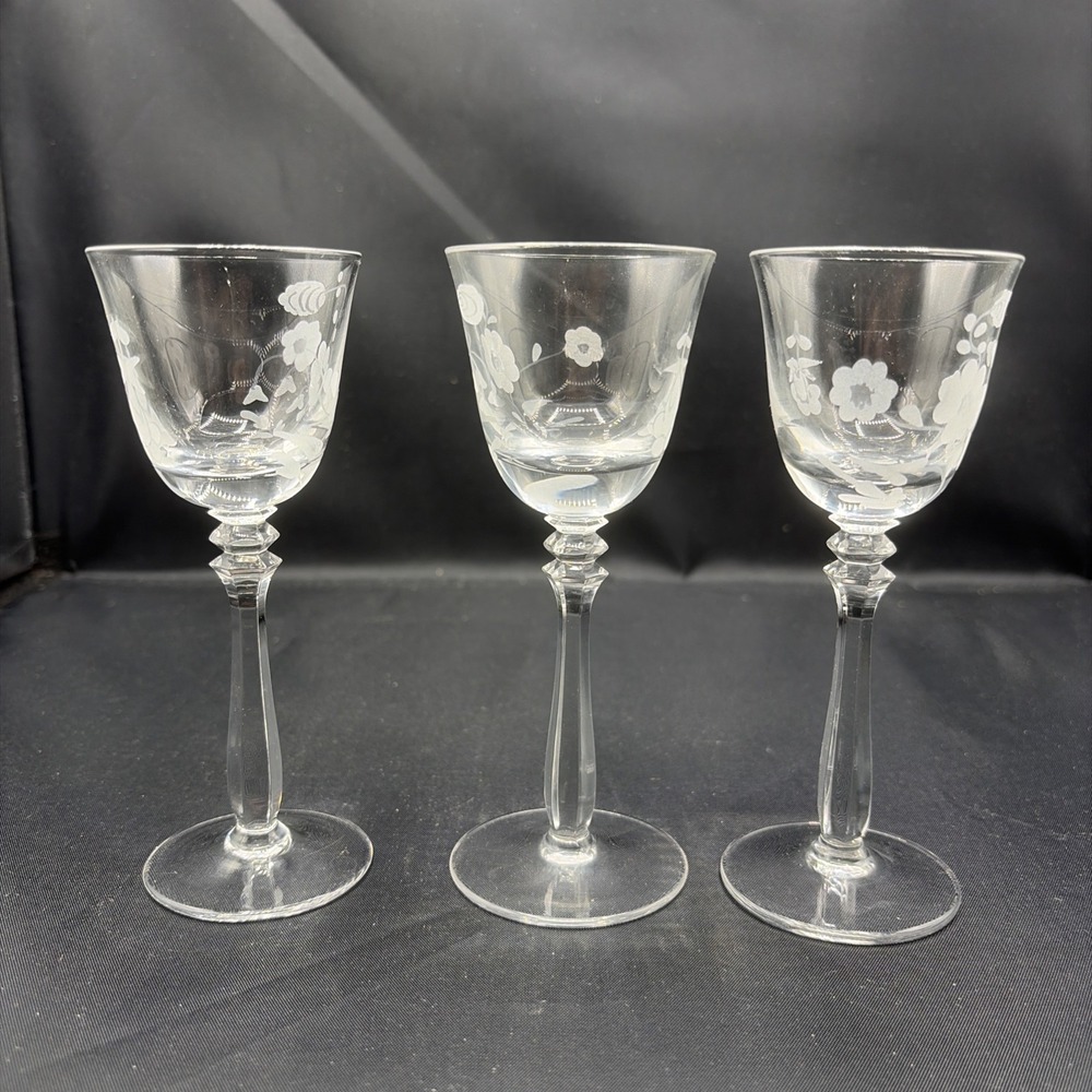 Vintage Set Of 3 Italian Cordial Glasses Hand-etched Triple Wheat Stalk Design